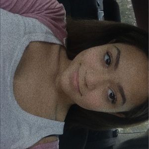 Meet your Posher, Karrisa